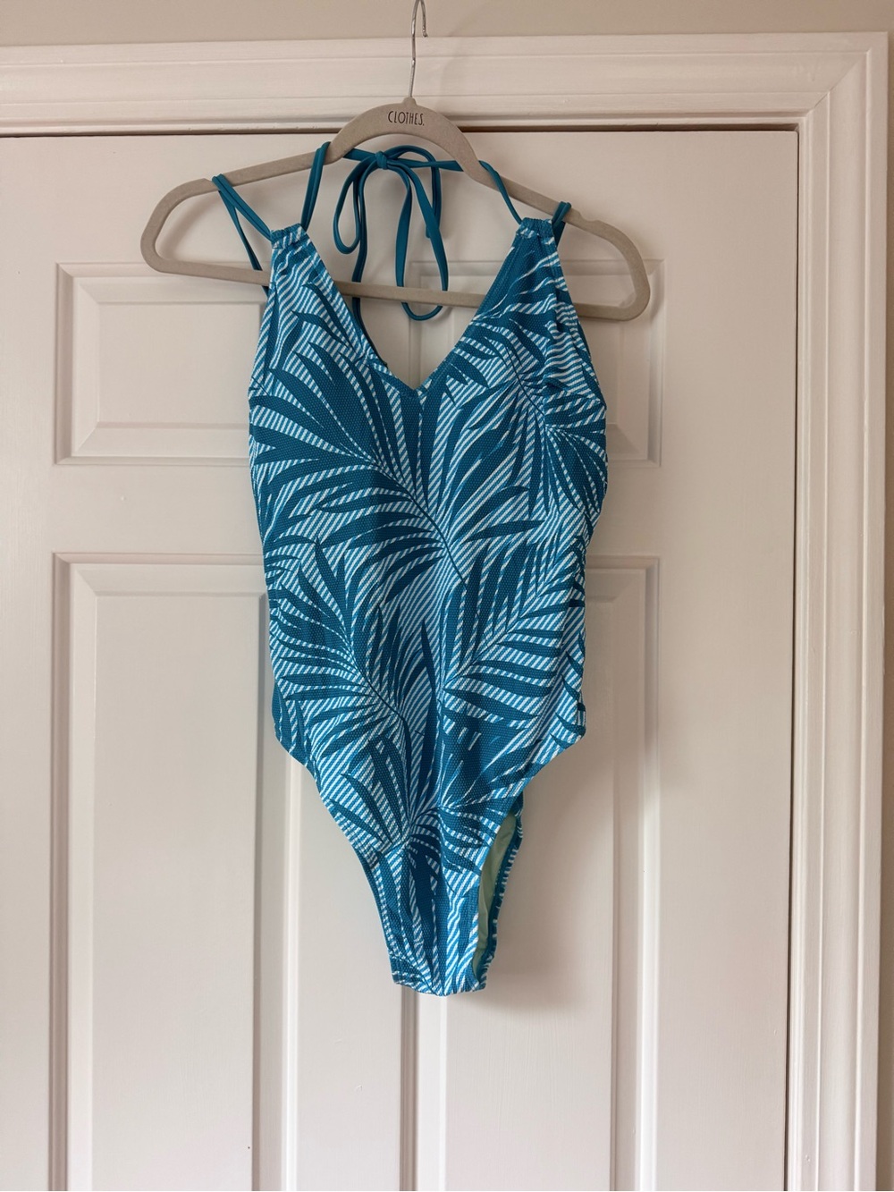 Cupshe Teal Palm-Print One-Piece Swimsuit